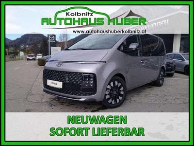 Silber Neu 2025 Hyundai Staria Van / Kleinbus | € 66.990 (Teuer)