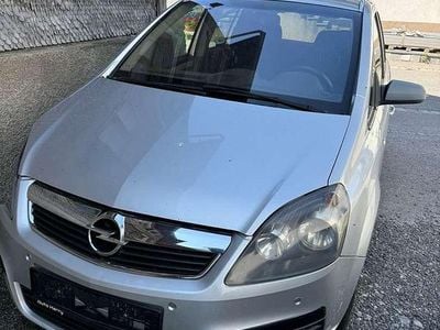 Gebraucht 2006 Opel Zafira Cosmo Van / Kleinbus | € 500
