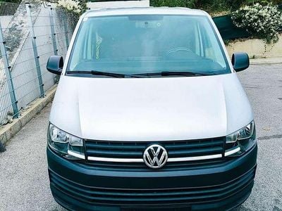 Gebraucht VW T6 102 PS (75 kW) 2017 Grau Van