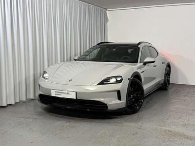 Grau Neu 2025 Porsche Taycan Cross Turismo Limousine | € 111.900 (Superpreis)