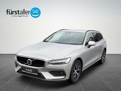 Silber Gebraucht 2023 Volvo V60 Core Kombi | € 49.990 (Teuer)