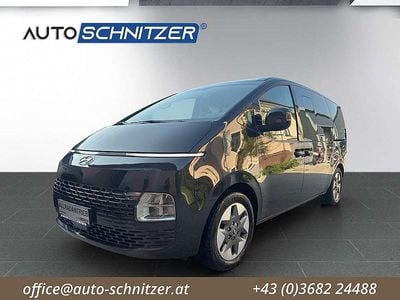 Braun Gebraucht 2022 Hyundai Staria Trend Van / Kleinbus | € 42.990 (Superpreis)