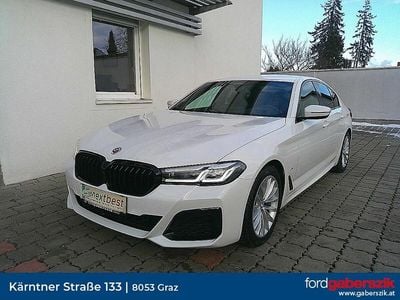 Weiß Gebraucht 2023 BMW 530 Shadowline Limousine | € 49.900 (Etwas zu teuer)