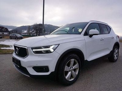 Gebraucht Volvo XC40 Momentum 150 PS (110 kW) 2020 Weiß SUV