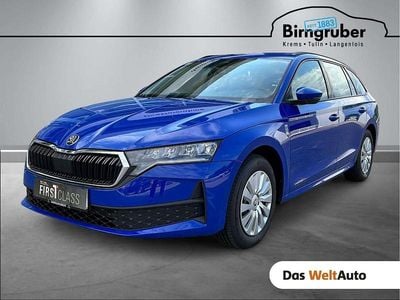 Blau Gebraucht 2025 Skoda Octavia Essence Kombi | € 27.970