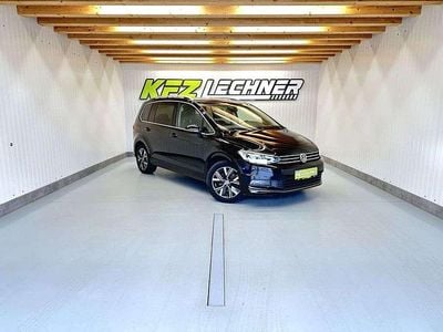 Schwarz Gebraucht 2020 VW Touran Highline Van / Kleinbus | € 29.950 (Teuer)