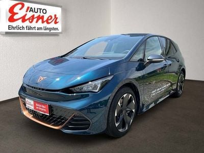 Mittelblau metallic Neu 2025 Cupra Born e-Boost Kleinwagen | € 35.650 (Fairer Preis)