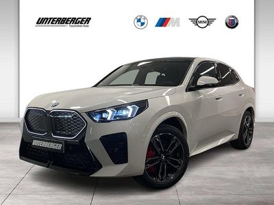 Weiß Gebraucht 2025 BMW iX2 M Sport SUV | € 58.790 (Etwas zu teuer)