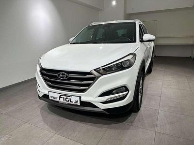 Weiß Gebraucht 2016 Hyundai Tucson GO! SUV | € 15.990