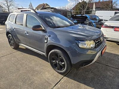 Gebraucht Dacia Duster Extreme 131 PS (96 kW) 2022 Grau SUV