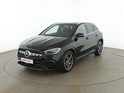 Schwarz Gebraucht 2021 Mercedes 200 AMG line SUV | € 32.890 (Superpreis)