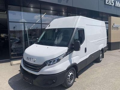 Weiß Gebraucht 2024 Iveco Daily Van | € 51.190
