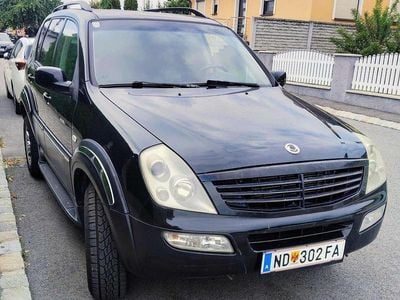 Schwarz Gebraucht 2005 Ssangyong (KGM) Rexton SUV | € 5.200