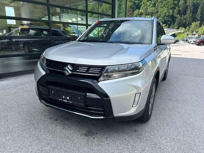 Silber Gebraucht 2024 Suzuki Vitara SUV | € 27.490