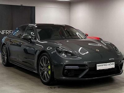 Grau Gebraucht 2017 Porsche Panamera Turbo S Limousine | € 69.870