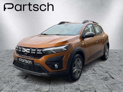 Orange Gebraucht 2023 Dacia Sandero Expression Kleinwagen | € 13.990 (Guter Preis)
