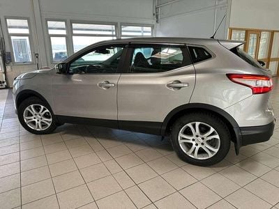 Gebraucht 2016 Nissan Qashqai Black Edition SUV | € 14.000 (Fairer Preis)