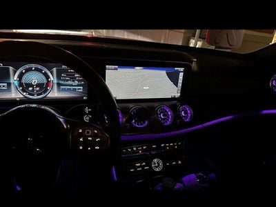 Gebraucht Mercedes E220 AMG line 194 PS (142 kW) 2019 Limousine