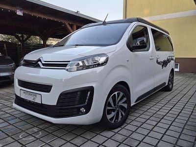 Weiß Gebraucht 2023 Citroën Spacetourer Van / Kleinbus | € 64.999