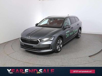 Grau Gebraucht 2024 Skoda Superb Selection Kombi | € 41.950