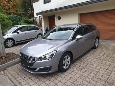 Grau Gebraucht 2016 Peugeot 508 SW Active Kombi | € 9.950