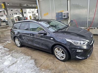 Schwarz Gebraucht 2020 Kia Ceed Silver Kleinwagen | € 15.500 (Fairer Preis)