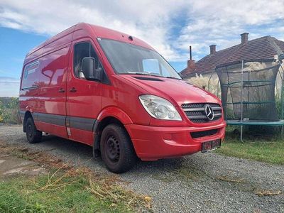 Rot Gebraucht 2008 Mercedes Sprinter Van | € 4.900