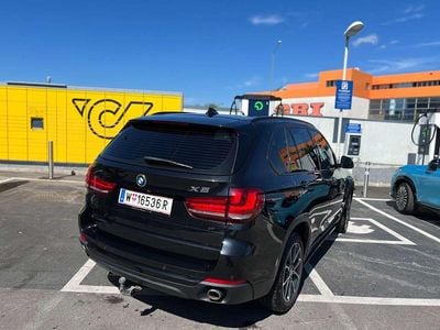 Schwarz Gebraucht 2013 BMW X5 SUV | € 25.000