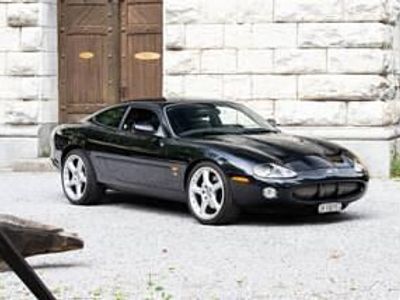 Schwarz Gebraucht 2003 Jaguar XKR Coupé | € 20.468