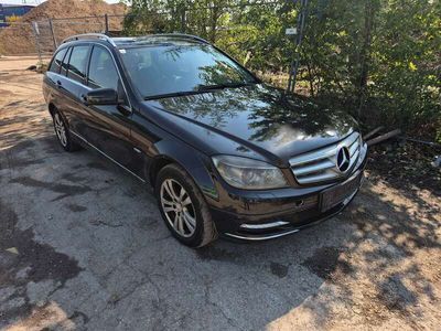 Mercedes C200