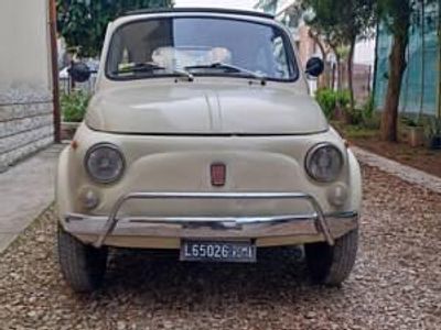 Beige Gebraucht 1973 Fiat 500 Limousine | € 2.200