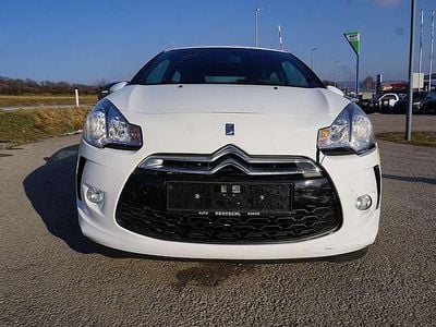 Gebraucht Citroën DS3 Chic 82 PS (60 kW) 2013 Weiß Limousine