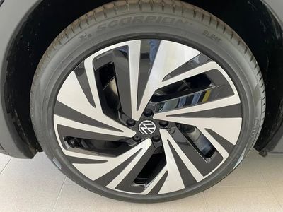 gebraucht VW ID5 GTX 4MOTION 220 kW