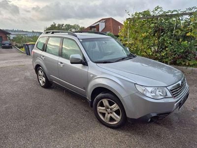 Silber Gebraucht 2010 Subaru Forester Comfort SUV | € 3.800