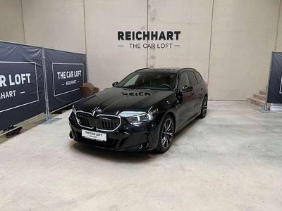 Schwarz Gebraucht 2024 BMW 530e M Sport Kombi | € 69.850