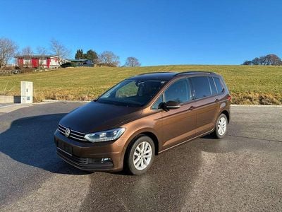 Braun Gebraucht 2017 VW Touran Comfortline Van / Kleinbus | € 18.990 (Fairer Preis)