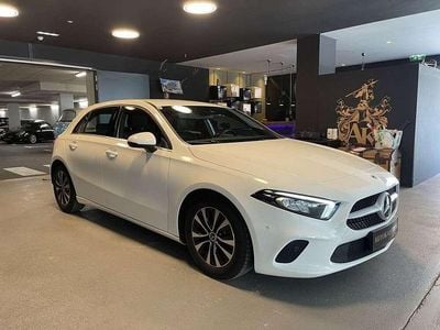 gebraucht Mercedes A180 d STYLE*LED*RFK*TEMP*SPUR*KEYL*Sitzh*NAVI