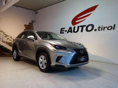 Gebraucht Lexus NX300h 155 PS (114 kW) 2021 Grau SUV