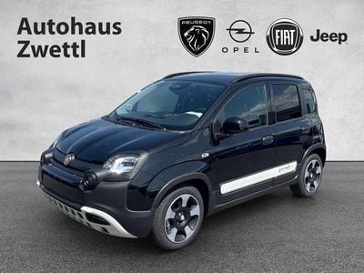 Schwarz Neu 2025 Fiat Grande Panda Cross Kleinwagen | € 14.780