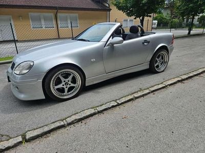 Silber Gebraucht 1997 Mercedes SLK200 Cabrio | € 5.600 (Fairer Preis)