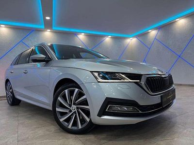 gebraucht Skoda Octavia Combi 2,0 TDI Style DSG*LEDER*CRYSTAL*MASSAGE*D...