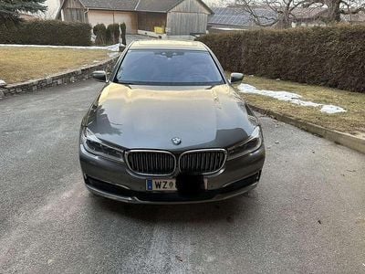 Gebraucht BMW 730L 265 PS (194 kW) 2017 Limousine