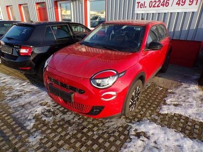 gebraucht Fiat 600 115 kW Red