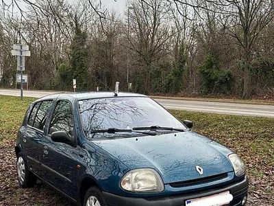 Gebraucht Renault Clio II 64 PS (47 kW) 1999 Limousine