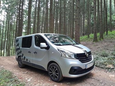 Silber Gebraucht 2015 Renault Trafic Van | € 16.500 (Teuer)