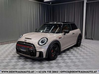 Grau Gebraucht 2022 Mini John Cooper Works Coupé Coupé | € 31.900