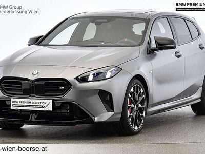 Grau Gebraucht 2025 BMW M135 Efficient Dynamics Kleinwagen | € 59.995 (Fairer Preis)