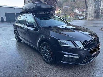 Schwarz Gebraucht 2020 Skoda Octavia RS Kombi | € 26.500 (Fairer Preis)