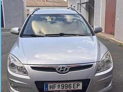 Grau Gebraucht 2008 Hyundai i30 Comfort Kombi | € 3.990 (Fairer Preis)