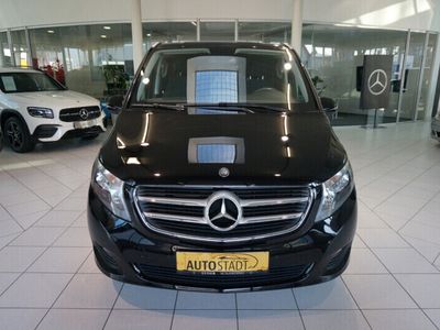 Mercedes V220